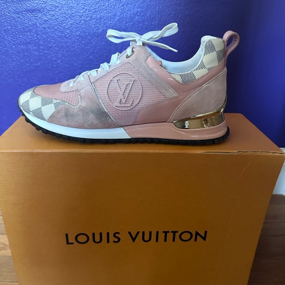 Louis Vuitton Run Away Sneaker - Picture 5 of 10
